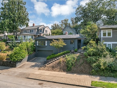 3916 SW Council Crest Dr, Portland, OR 97239 - photo 2