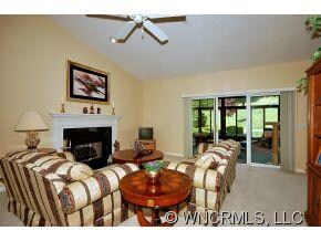 Greatroom Living w/Fireplace