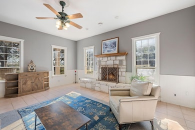 625 N Nugent Ave, Johnson City, TX 78636 - photo 7