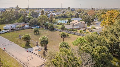 7598 90th St, Largo, FL 33777 - photo 3