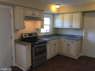 1 Marblestone Ln, Willingboro, NJ 08046 - photo 2