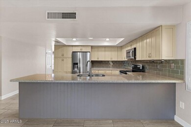 1451 E Redmon Dr, Tempe, AZ 85283 - photo 4