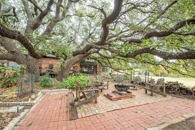 3948 Crest Rd, Weatherford, TX 76087 - photo 2