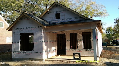 404 W James St, La Grange, NC 28551 - photo 3