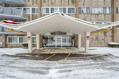 Emerald Towers unit 609, Parma Heights, OH 44130 - photo 2