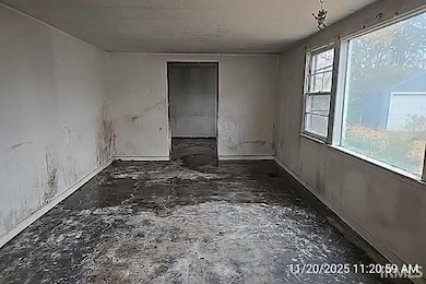 1715 Altgeld St, South Bend, IN 46614 - photo 5