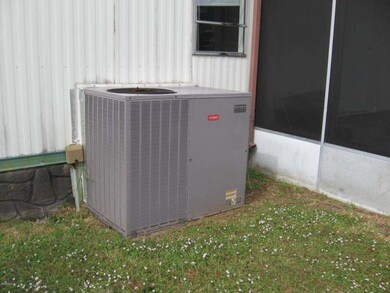 Newer, large A/C