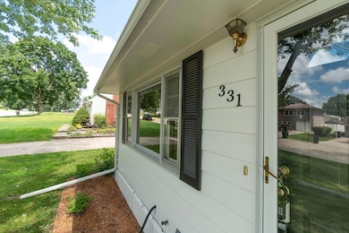 331 N Ellen St, Cedar Falls, IA 50613 - photo 7