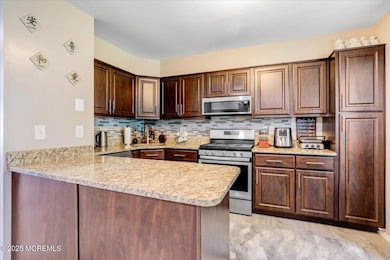 111 Joan Ct unit 111, Jackson, NJ 08527 - photo 7