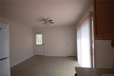 123 Bramblewood Dr, Statesville, NC 28625 - photo 7