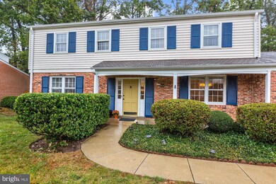 8807 Stonehaven Ct, Potomac, MD 20854 - photo 2