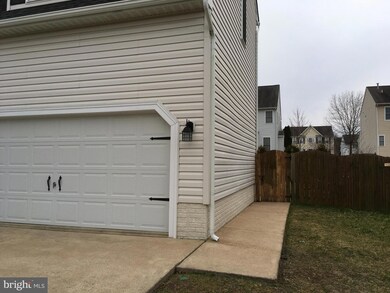 2827 Slingerland Dr unit BASEMENT, Fredericksburg, VA 22408 - photo 2