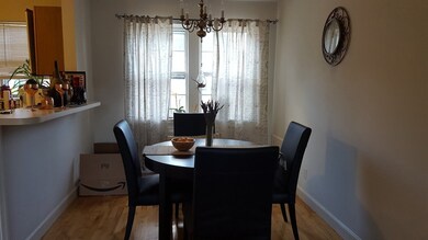 31 Hammond Pond Pkwy unit 3, Chestnut Hill, MA 02467 - photo 4