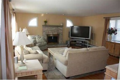 229 South St, Quincy, MA 02169 - photo 6