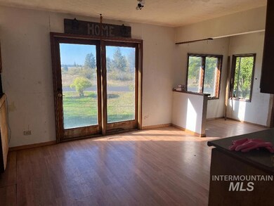 823 Pleasant Acre Dr, Weippe, ID 83553 - photo 7