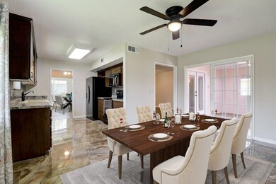 KITCHEN WITH FORMAL DINING AREA
