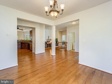 35164 Marshall Ct, Locust Grove, VA 22508 - photo 5