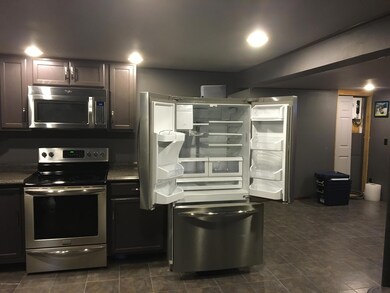 13 Lewis Ave, Harveys Lake, PA 18618 - photo 2