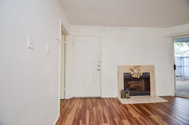 9700 Leawood Blvd unit 1807, Houston, TX 77099 - photo 4
