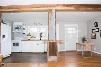 6435 Melrose Ln, Shawnee, KS 66203 - photo 5