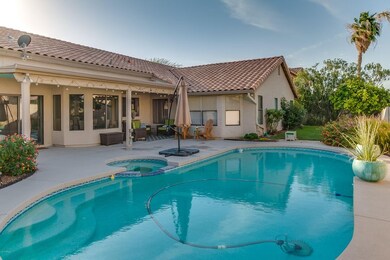 Gorgeous Pool and Spa