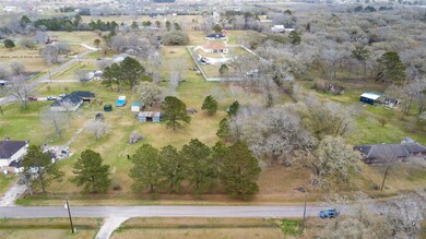 14101 Patricia Ln, Alvin, TX 77511 - photo 2