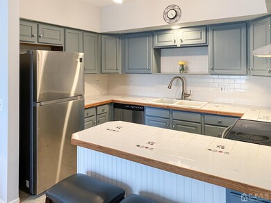 Shore Gate Village Grand Condominium unit 322, South Amboy, NJ 08879 - photo 7