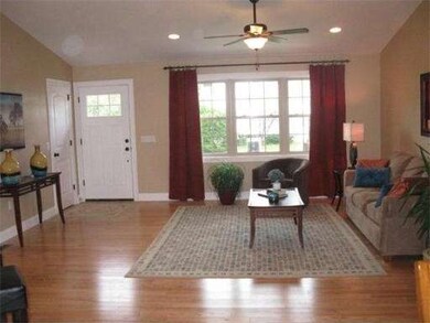 2 Mckinley Ave, Easthampton, MA 01027 - photo 5