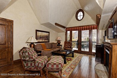 415 E Dean St Unit 28 Wks 31 32, Aspen, CO 81611 - photo 4