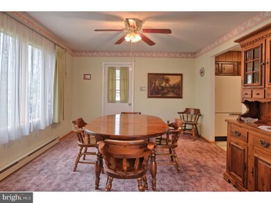 122 Cumberland Ave, Tamaqua, PA 18252 - photo 6