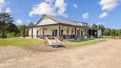 1047 Davy Ln, Denison, TX 75020 - photo 3