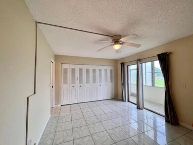 403 Chatham T, West Palm Beach, FL 33417 - photo 7