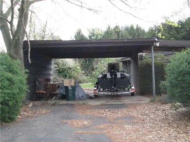 Parking Lot/Garage.