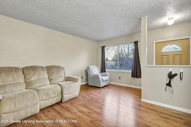 2300 Byrnes Rd, Lansing, MI 48906 - photo 7