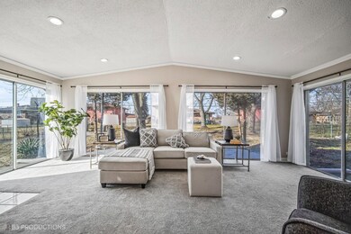 18940 Loras Ln, Country Club Hills, IL 60478 - photo 5