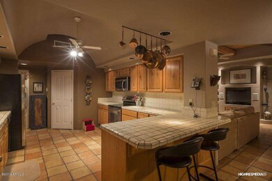 Nice Breakfast Bar for Casual Dining