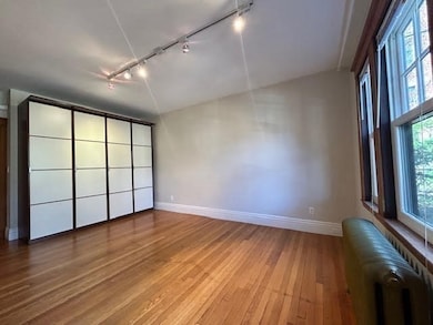 12 Lawrence Rd unit 1, Brookline, MA 02446 - photo 6