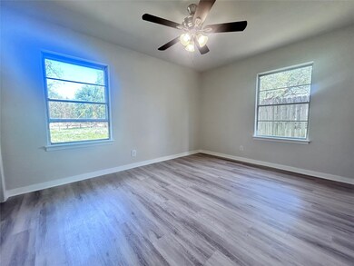 5901 Bretshire Dr, Houston, TX 77016 - photo 7