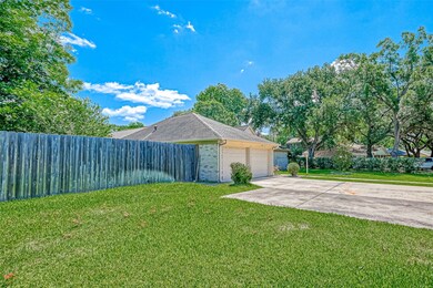 1803 Huisache Dr, Richmond, TX 77469 - photo 3