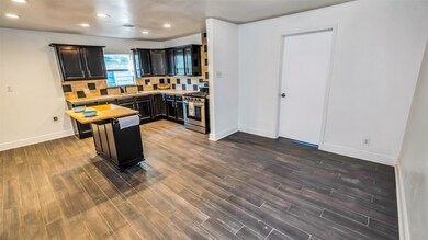 6713 Finch St, Houston, TX 77028 - photo 7