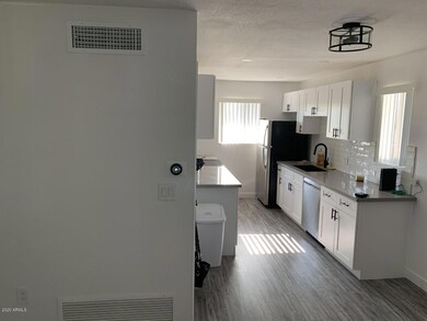 4613 N 74th St unit 11, Scottsdale, AZ 85251 - photo 2