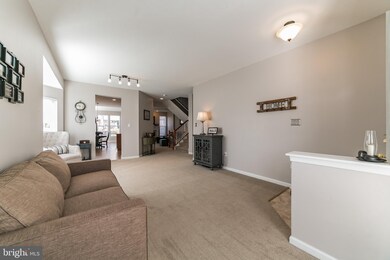 127 N Savanna Dr, Pottstown, PA 19465 - photo 2