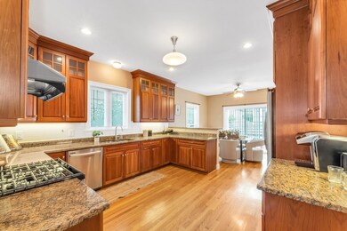 216 Grove St, West Roxbury, MA 02132 - photo 6