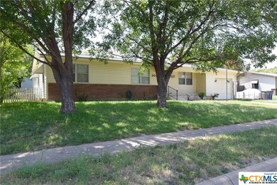 204 Easy St, Copperas Cove, TX 76522 - photo 2