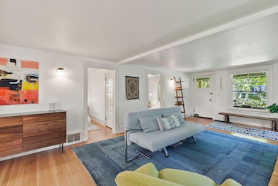 827 NW Delaware Ave, Bend, OR 97701 - photo 7