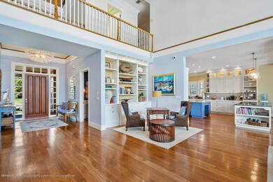 Foyer, Sitting Area, Kitchen