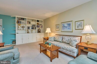 Idylwood Towers unit 912, Falls Church, VA 22043 - photo 7