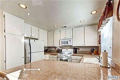 Updated Kitchen with newer appliances
