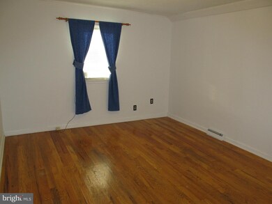 4307 Aitcheson Rd, Beltsville, MD 20705 - photo 4