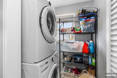 129 Tappan St, Kearny, NJ 07032 - photo 7